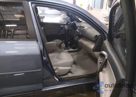 2011 Toyota Rav4 Limited V6 z USA, uszkodzony, nr VIN 2T3YK4DV1BW012439